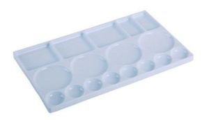 Plastic palette for watercolor and tempera paints 27x16 cm.