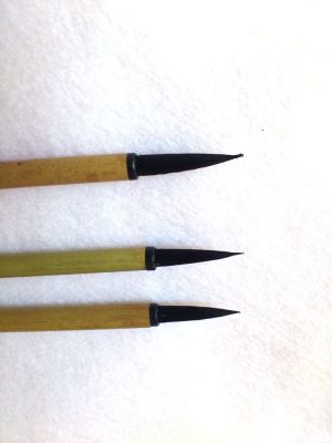 Кръгла китайска четка с естествен черен косъм, бамбукова дръжка - малка
