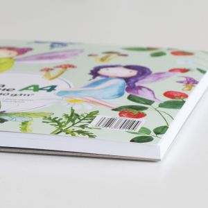 Скицник „Феи“ А4 с 50 листа бяла хартия с плътност 140 g/m².